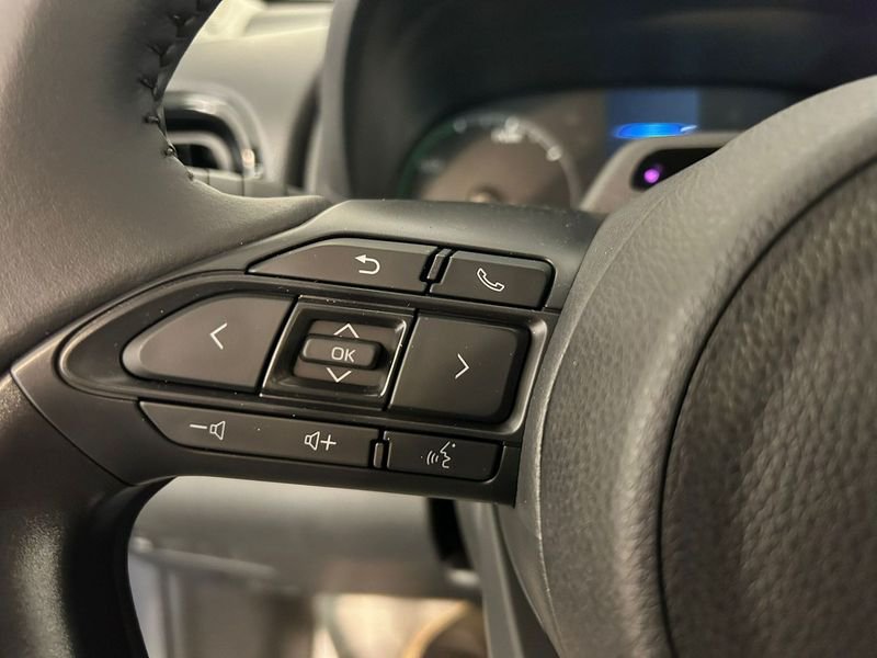 Mazda   Full Hybrid Electric 1.5 VVT Centre-Line