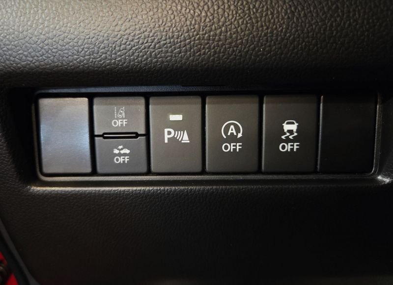 Suzuki   1.2 Hybrid Top Allgrip 4WD