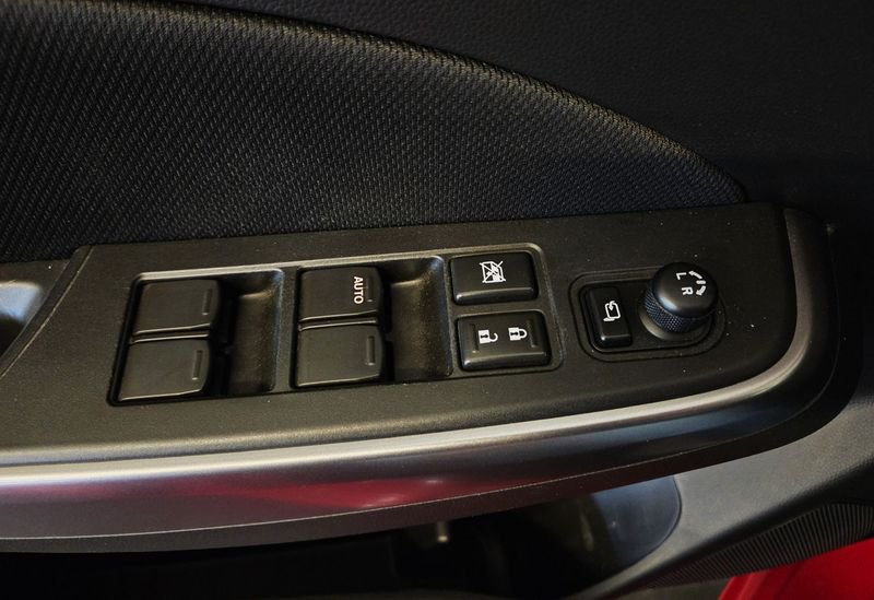 Suzuki   1.2 Hybrid Top Allgrip 4WD