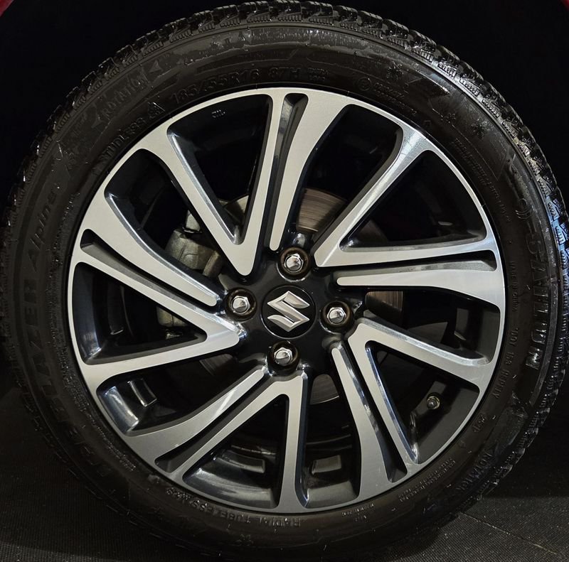 Suzuki   1.2 Hybrid Top Allgrip 4WD