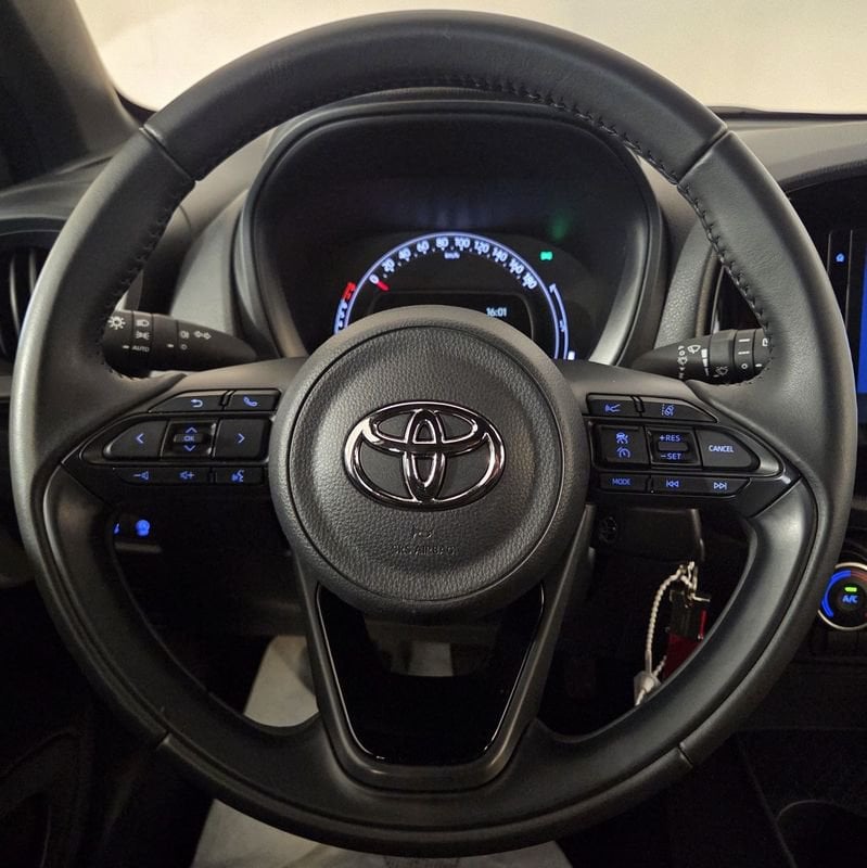 Toyota Aygo X  1.0B (72 CV) Active