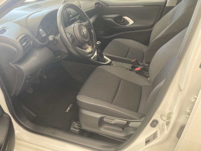 Toyota Yaris  1.0 Active MY22 Neopatentati