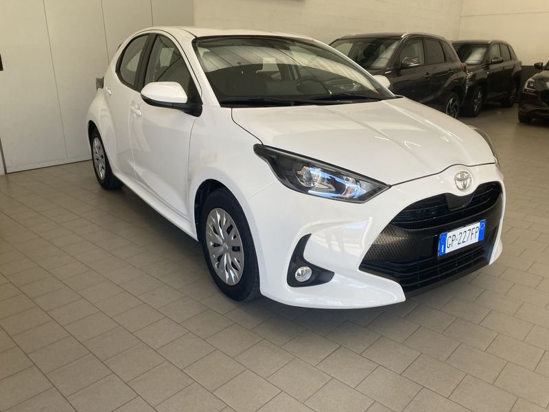 Toyota Yaris  1.0 Active MY22 Neopatentati
