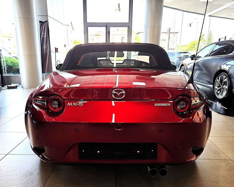 Mazda MX-5  1.5L Skyactive-G 132cv ST Homura