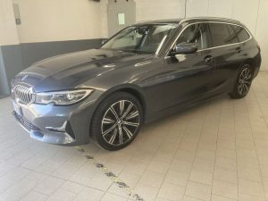 BMW   320d 48V Luxury Xdrive Touring Auto AT8 Mild Hybrid