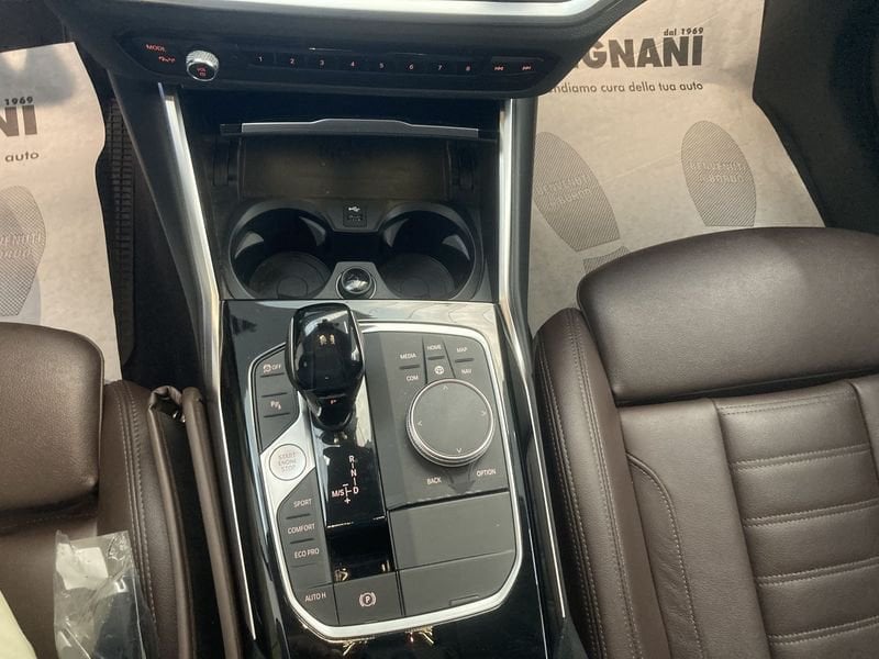 BMW   320d 48V Luxury Xdrive Touring Auto AT8 Mild Hybrid