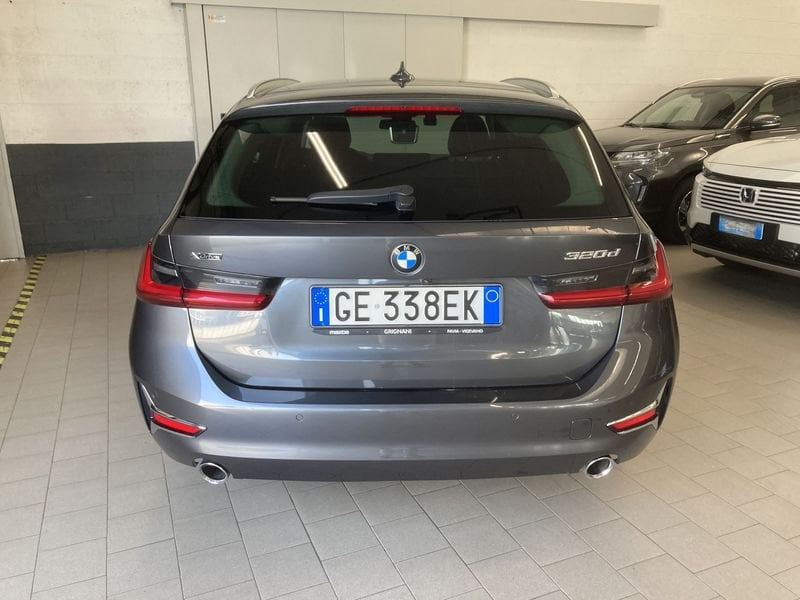 BMW   320d 48V Luxury Xdrive Touring Auto AT8 Mild Hybrid