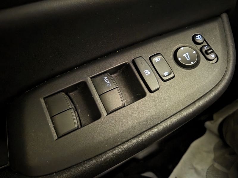 Honda   1.5 Elegance eCVT