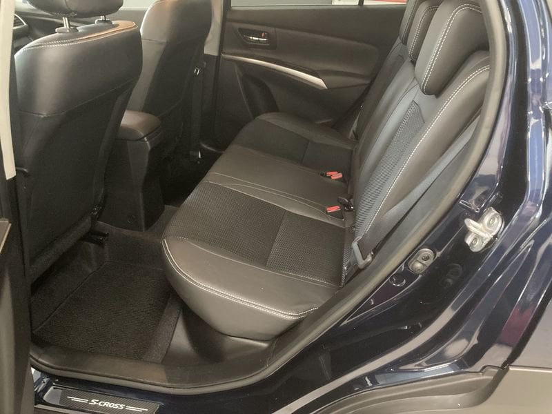 Suzuki   1.4 Boosterjet 48V 4WD AllGrip Top+ Neopatentati