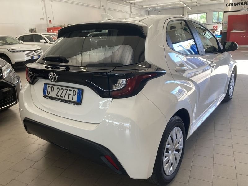 Toyota Yaris  1.0 Active MY22 Neopatentati
